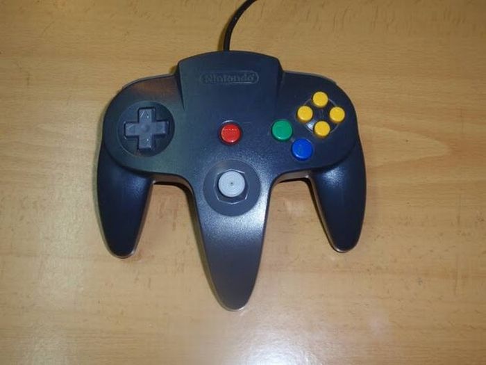 How this guy transform Nintendo 64 into A Handheld game console 2