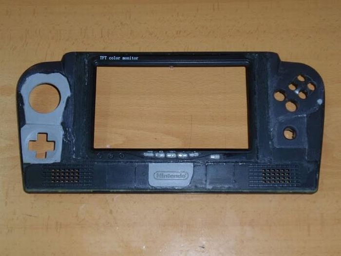 How this guy transform Nintendo 64 into A Handheld game console 43